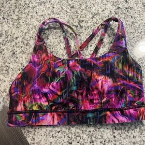 Lululemon energy sports bra in great condition